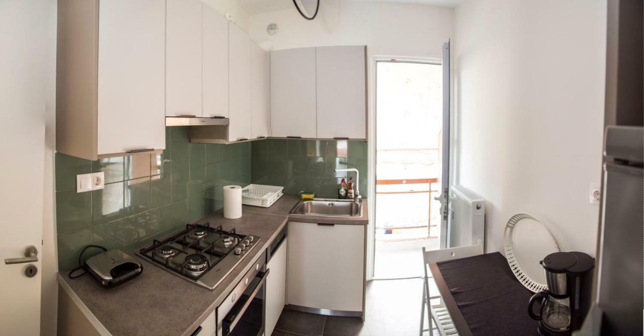 Gazi Area Close To Metro Apartment *